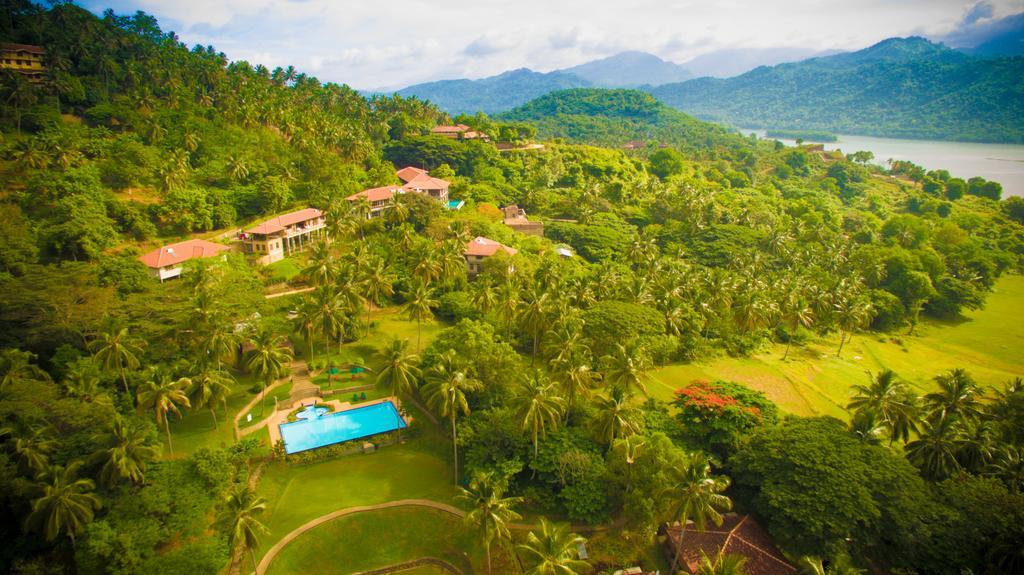 Victoria Golf Resort Digana Extérieur photo